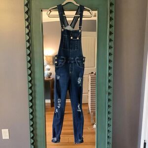Stylish Denim Overalls - Distressed Look